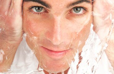 grooming-washing-face