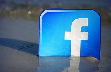 facebook buried in the sand