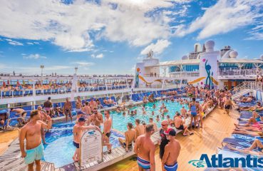 Atlantis Cruises with lots of men